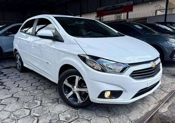 CHEVROLET ONIX 1.4 MPFI LTZ 8V FLEX 4P MANUAL